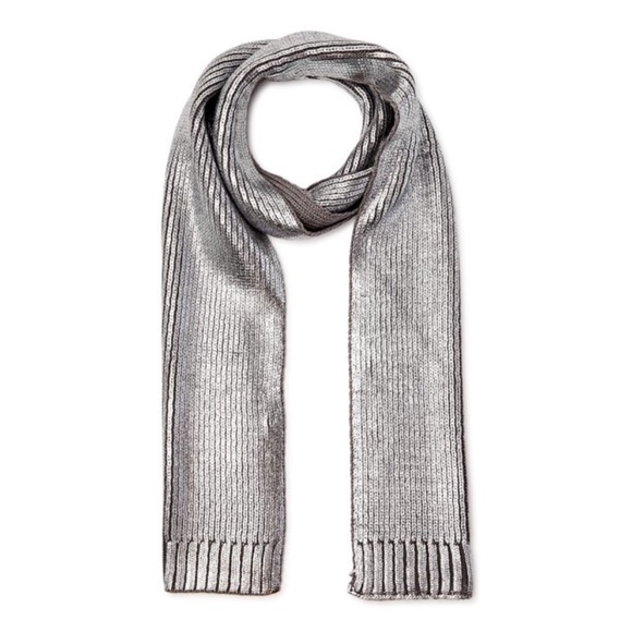 Scoop Women's Metallic Knit Scarf. Like New. - Picture 2 of 5
